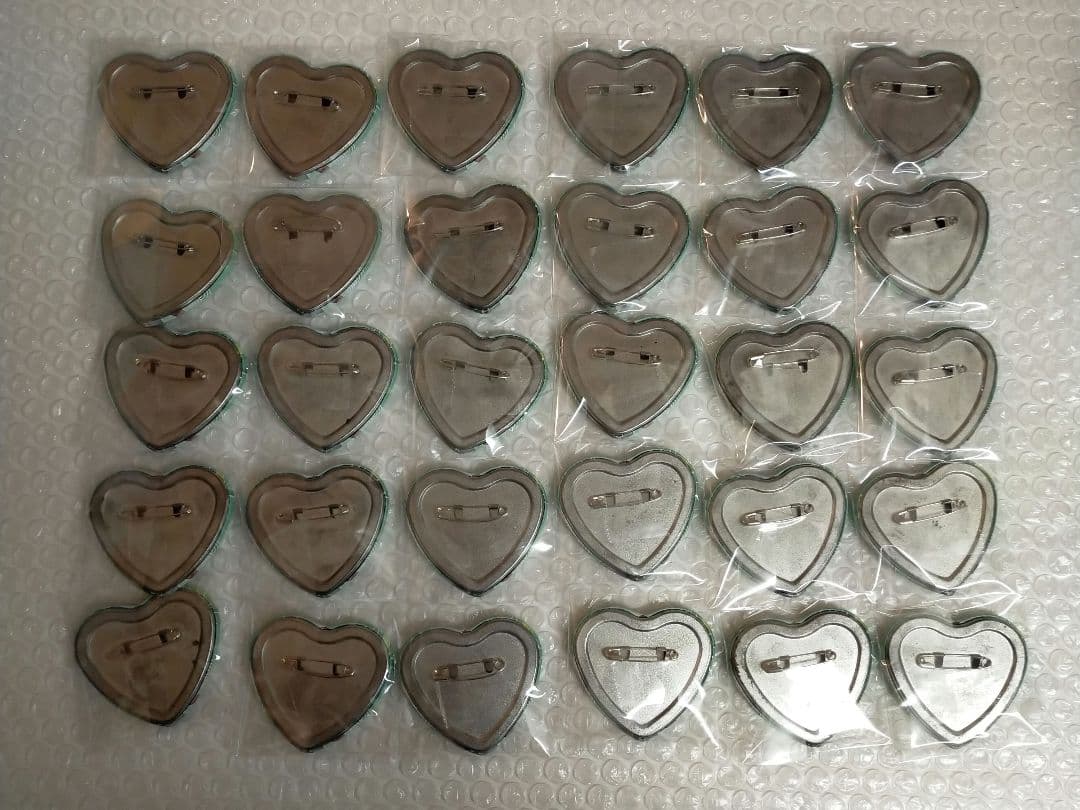 忍たま乱太郎　七松小平太　ナンジャタウン　ハート缶バッジ　　猫屋敷で大捜索の段