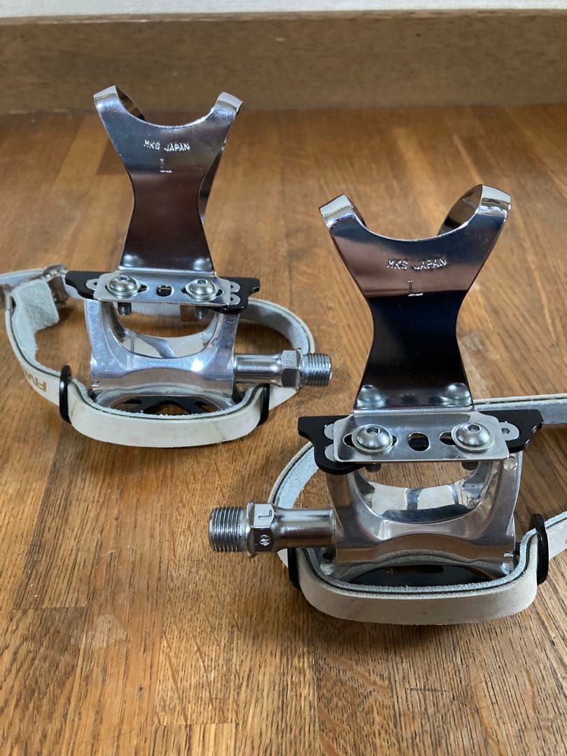 美品 競輪 展示品外し ペダル njs3点セット 最上位 MKS シュプリーム