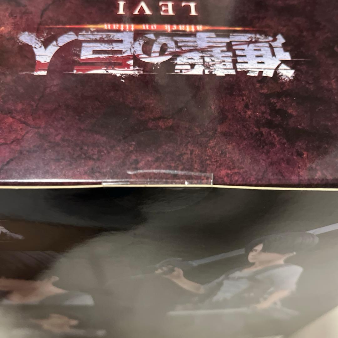 リヴァイ ver.2B 進撃の巨人 1/8 フィギュア 千値練 (せんちねる)