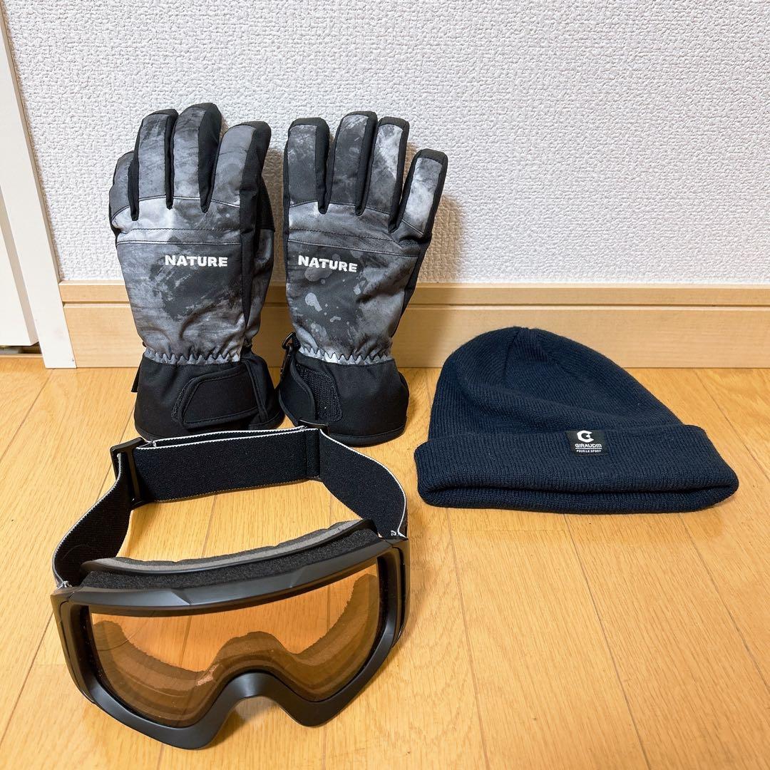 スキーウェアセット　FILAフィラ　ウェア　160 ゴーグル　グローブ　ニット帽