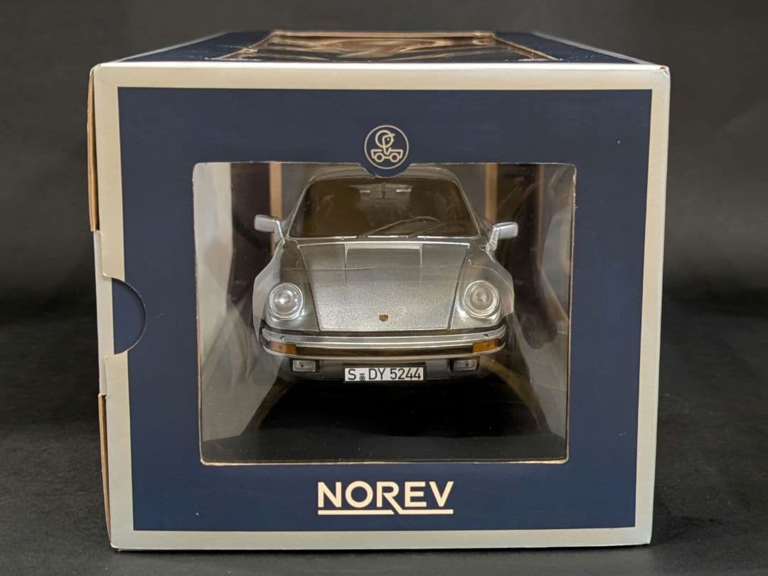 NOREV 1/18 PORSCHE 911 TURBO シルバー