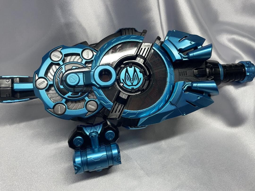 仮面ライダーXギーツ風　レイズバックル 重塗装３点セット クロスギーツ