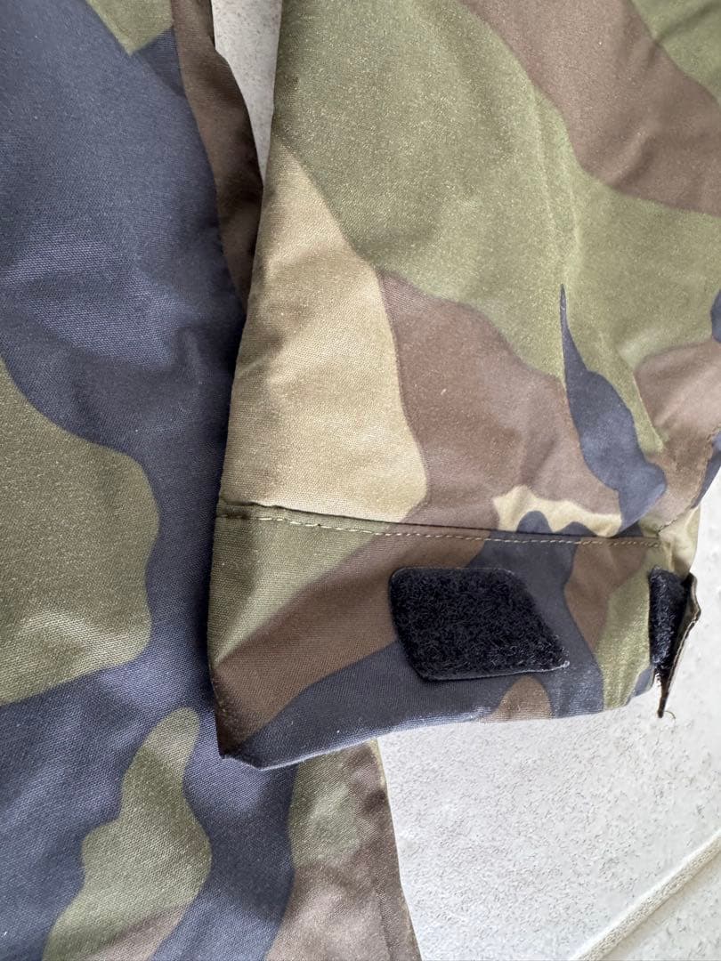 The North Face 子ども用迷彩スキーウェアセット140