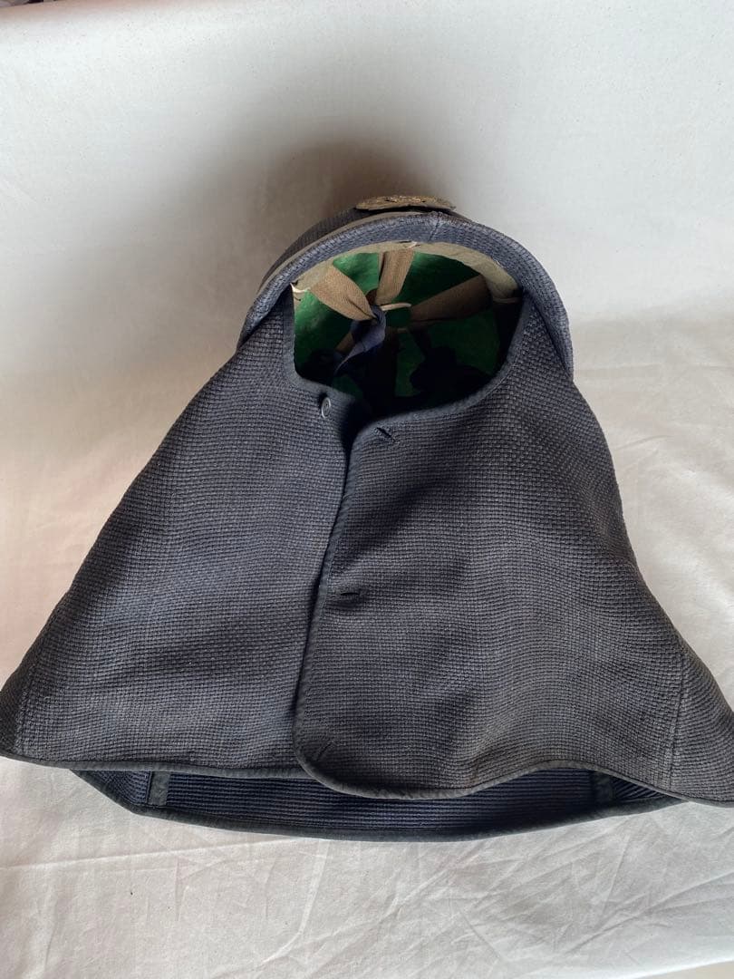 超レトロな横浜市　消防士ヘルメット