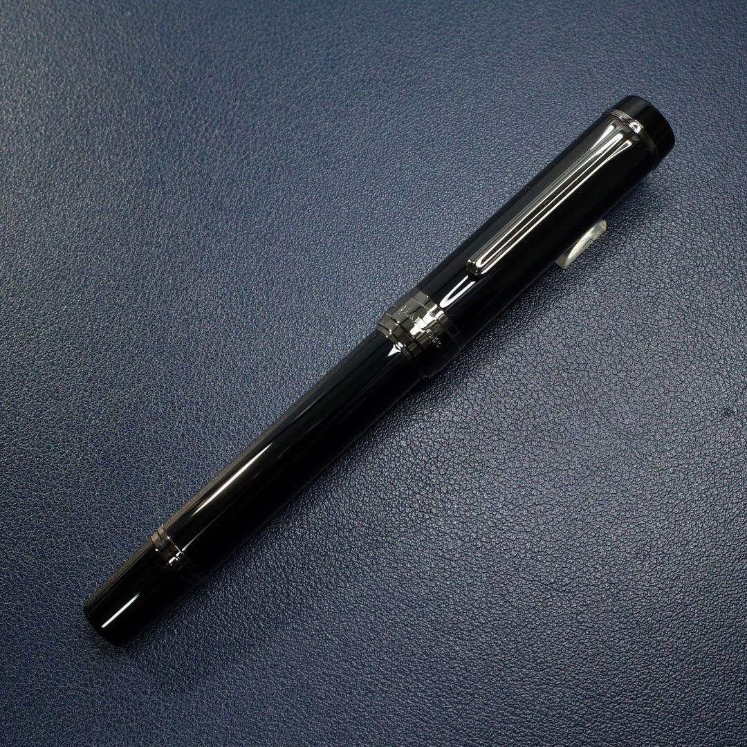 ★美品新品★セーラー　シリント　ブラックステンレス　万年筆