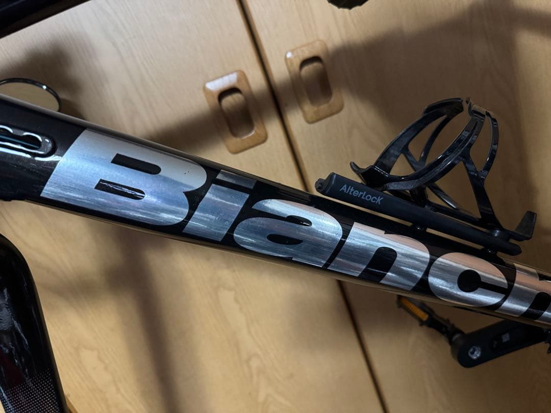 BIANCHI VIA NIRONE 2023年　ヴィア　ニローネ