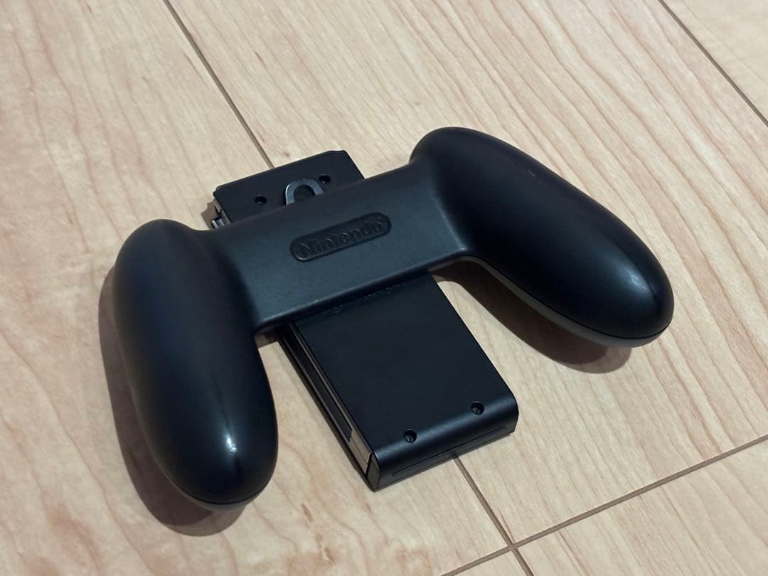 ニンテンドースイッチ Nintendo Switch ネオンレッド 美品