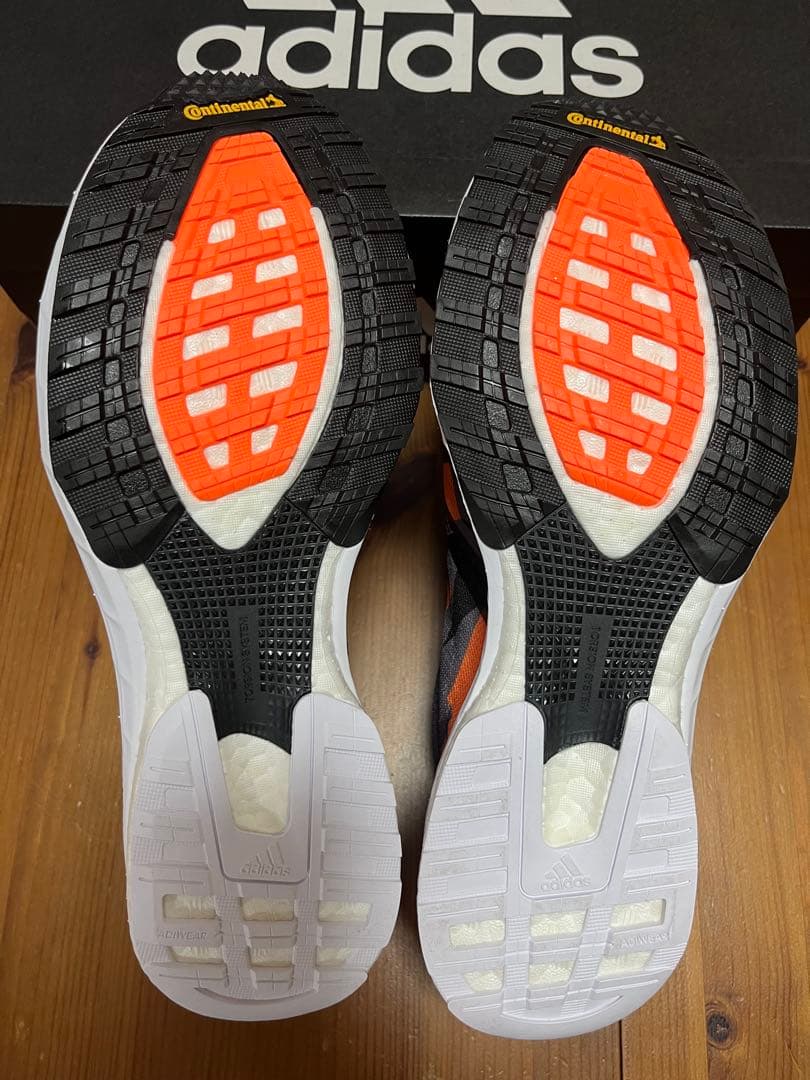 【新品未使用】adidasランニングシューズ（adizero Japan5）