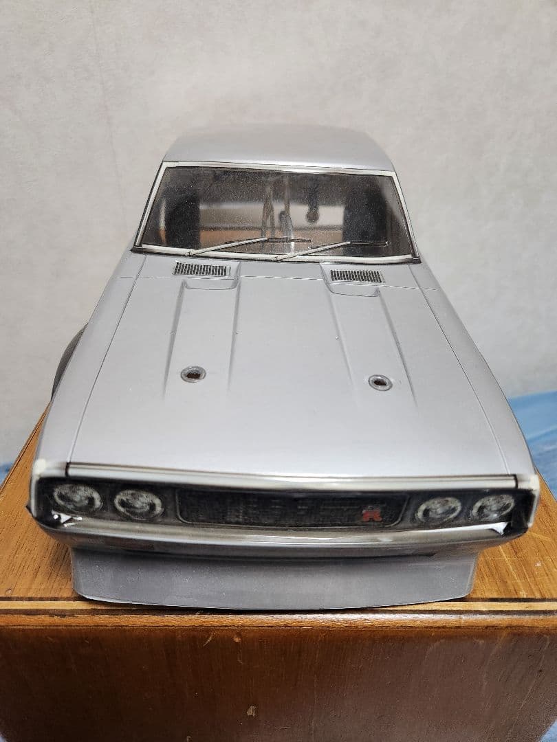 スカイライン 2000 GT-R　ケンメリ KPGC110 　ラジコン　ボディ