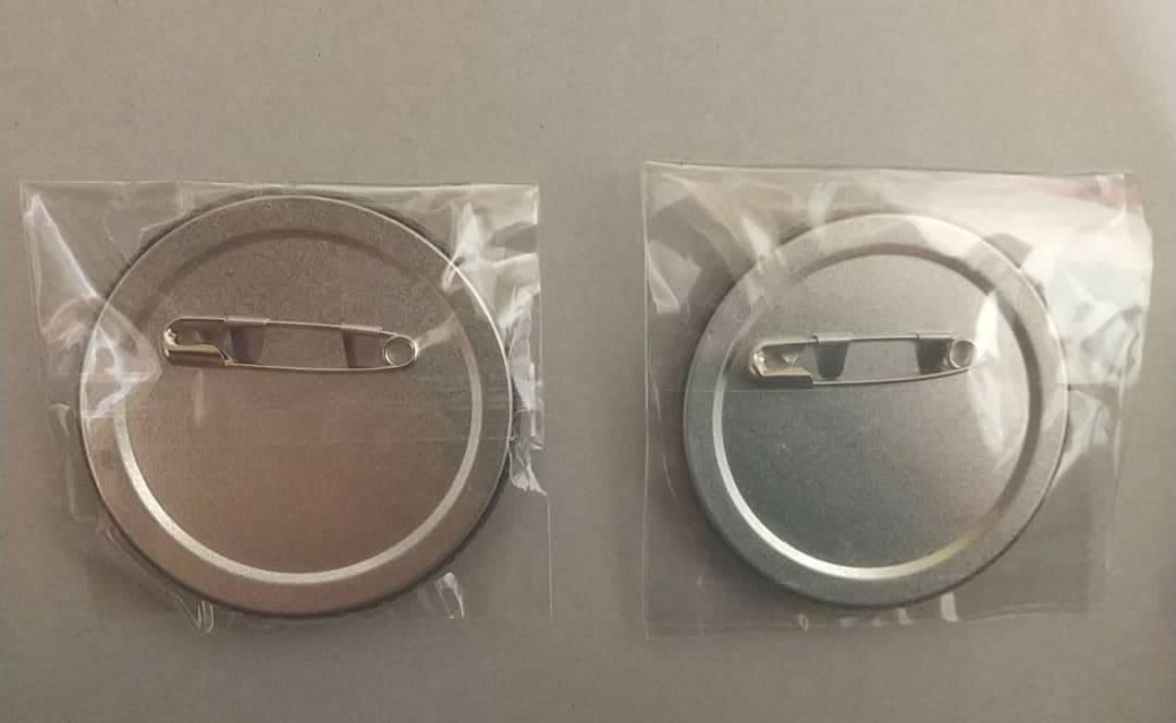 まご ゴールデンカムイ 宇佐美時重 武人 缶バッジ 12個 匿名発送