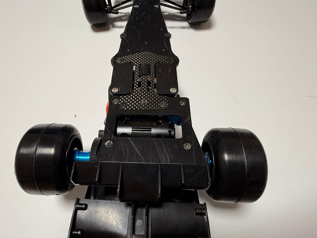 S*O様 Tamiya F2012 F104シャーシ 1/10 RCカー