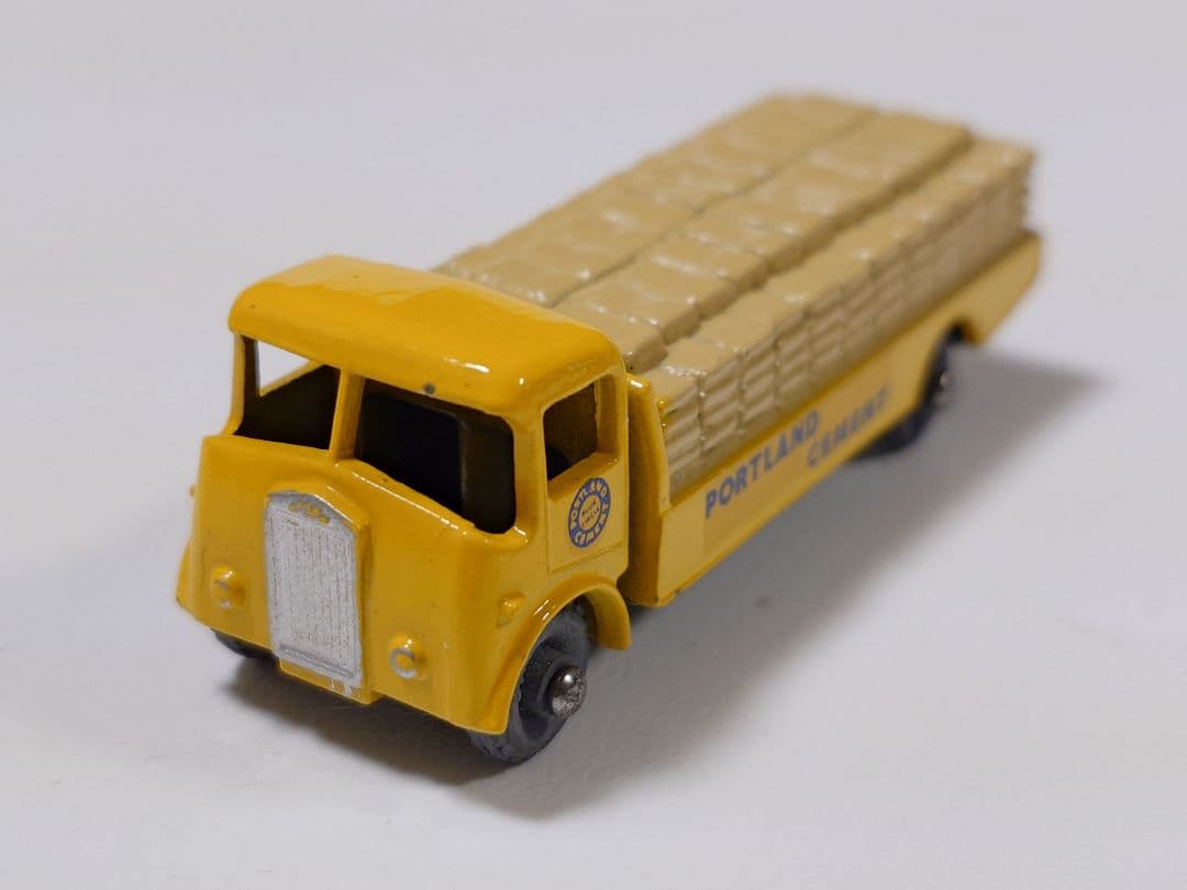 ミニカー MATCH BOX No.51 Albion Chieftain