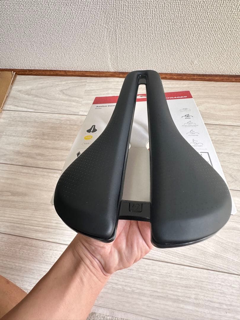 (新品)Bontrager Aeolus Comp サドル 145mm