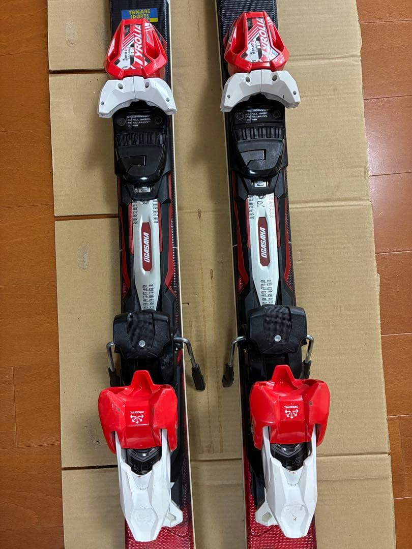 人気モデルOGASAKA ケオッズKS-LS スキー板 赤黒 バインディング付き