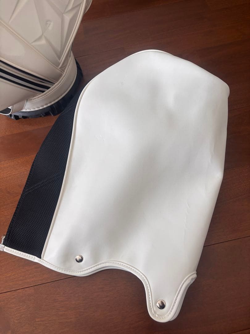 ゴルフキャディバッグ⭐︎テーラーメイド