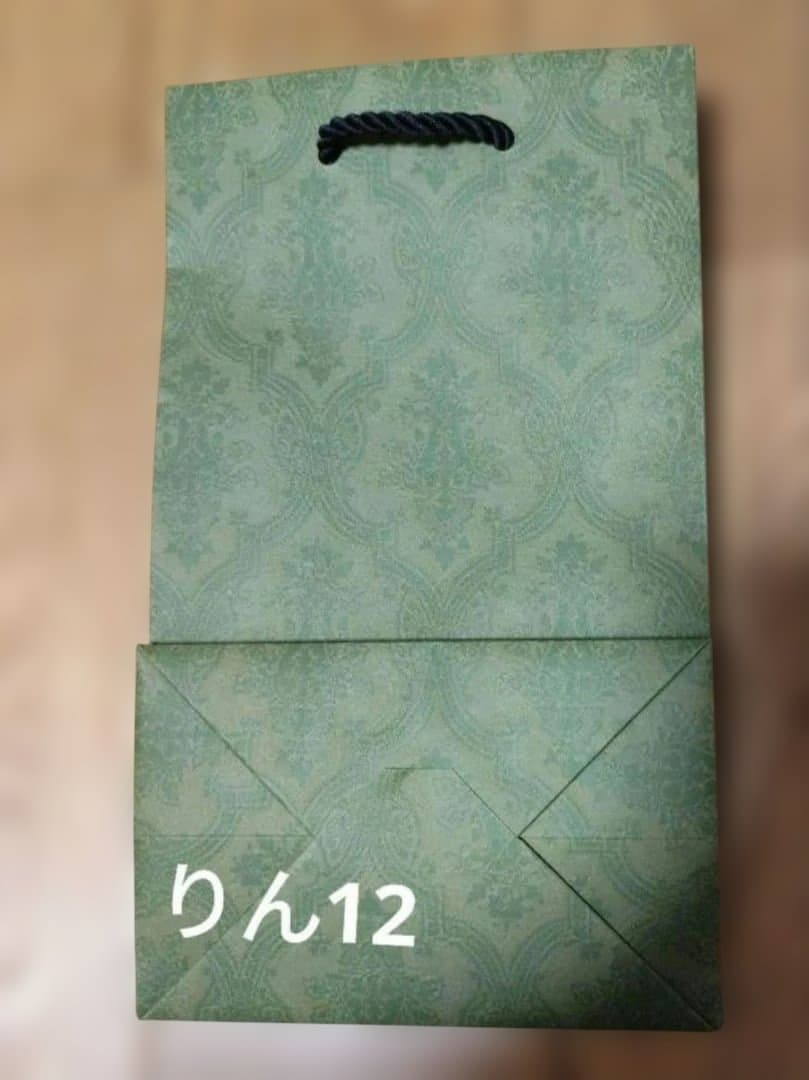 紙袋　ショッパー　エコバッグ　ギフト　グッチ　プレゼント　ラッピング