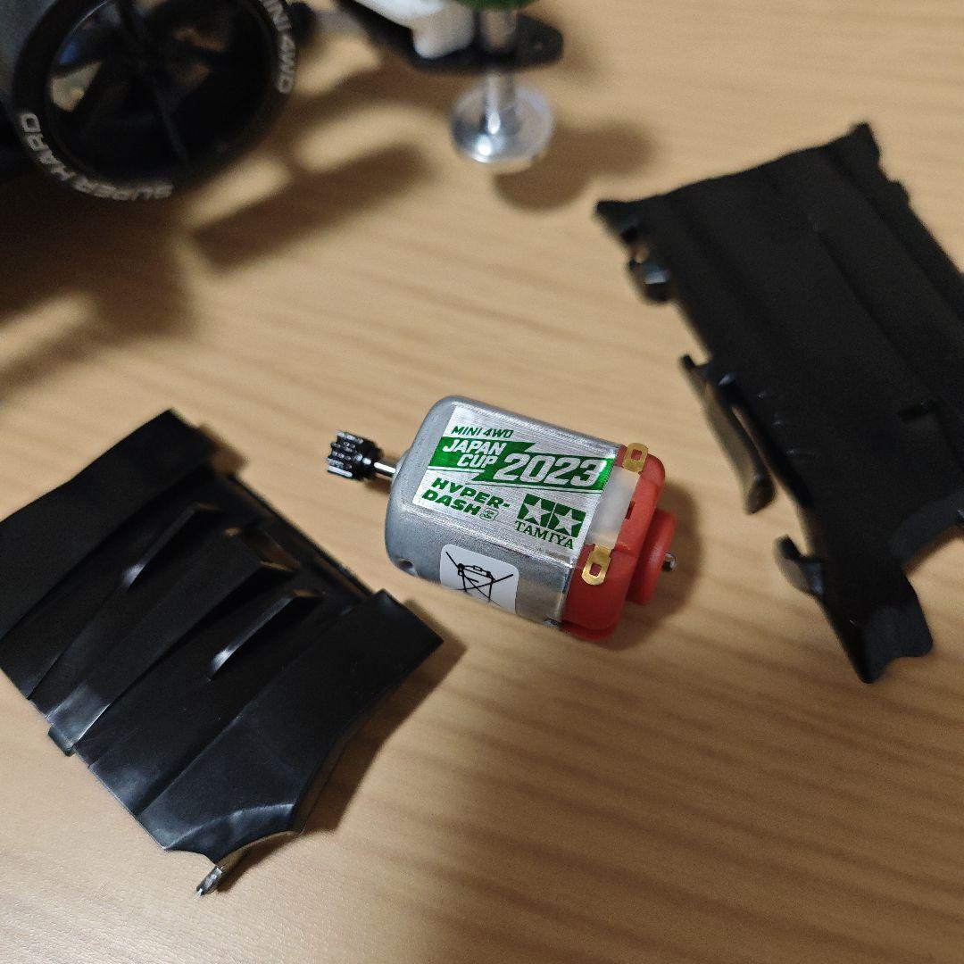 【塗装済・フルカスタム】ミニ四駆オオカミ2