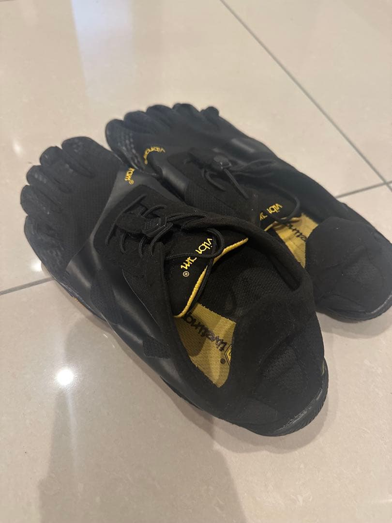Vibram FiveFingers シューズ 24.5