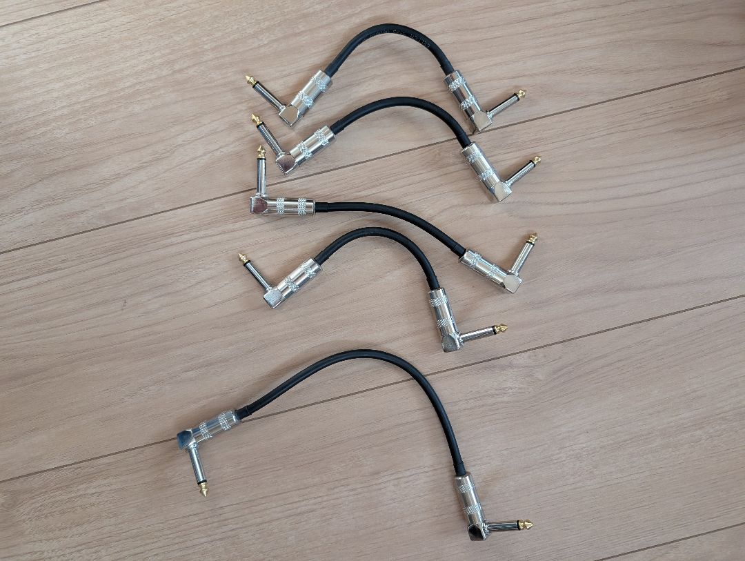 送料無料　ギターエフェクター　パワーサプライ　パッチケーブル　BOSS ZOOM