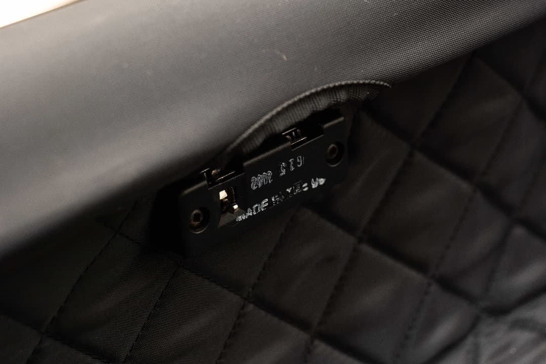 ゼロハリバートン アルミスーツケース 30inch タイヤ、ダイヤルロック修理済