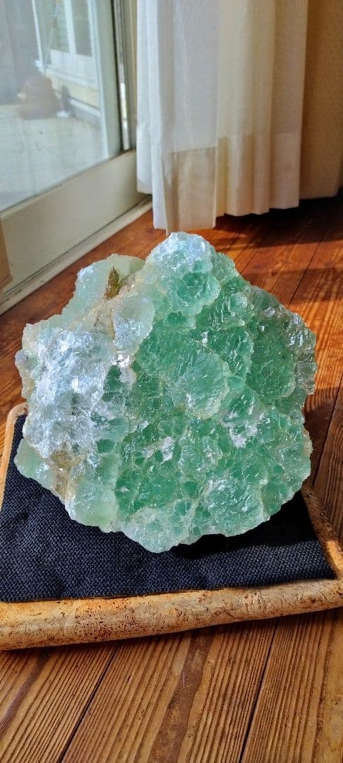 約8.5kg フローライト原石 結晶 発光　蛍石　鉱石　宝石　水晶　クリスタル