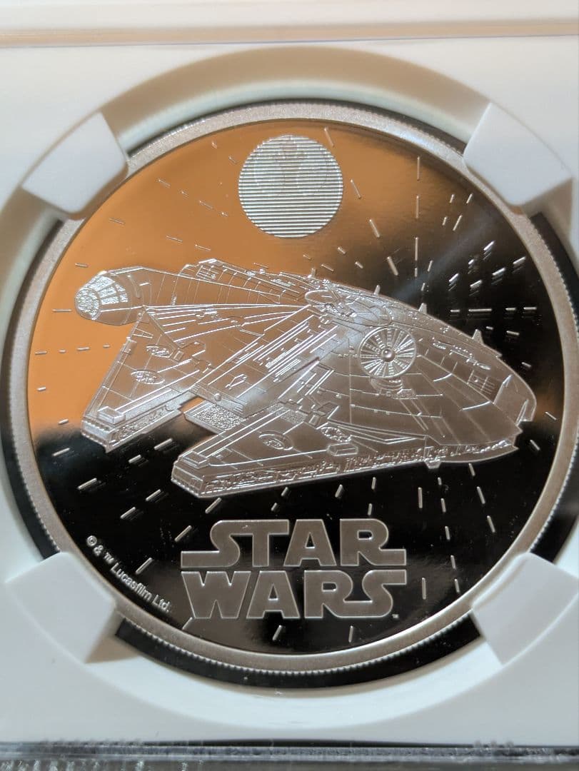 【コレクター必携】2024年スター・ウォーズ銀貨　最高鑑定ミレニアム・ファルコン