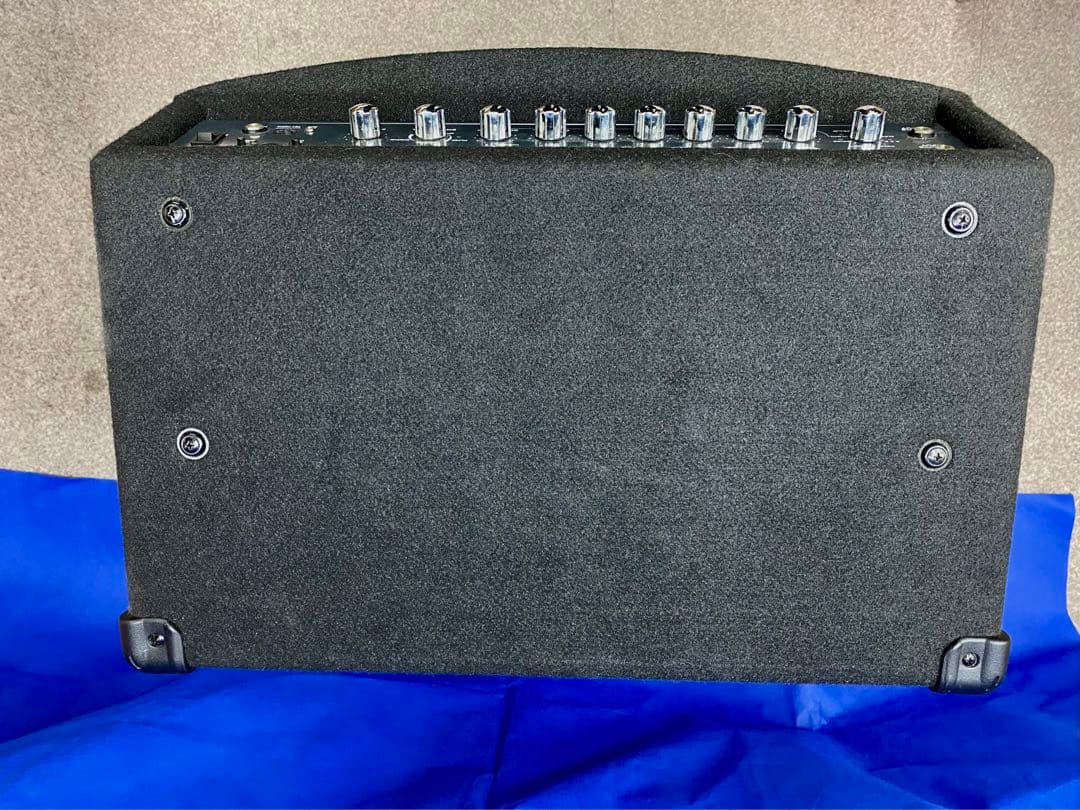 LINE 6 LOWDOWN ベースアンプLD175