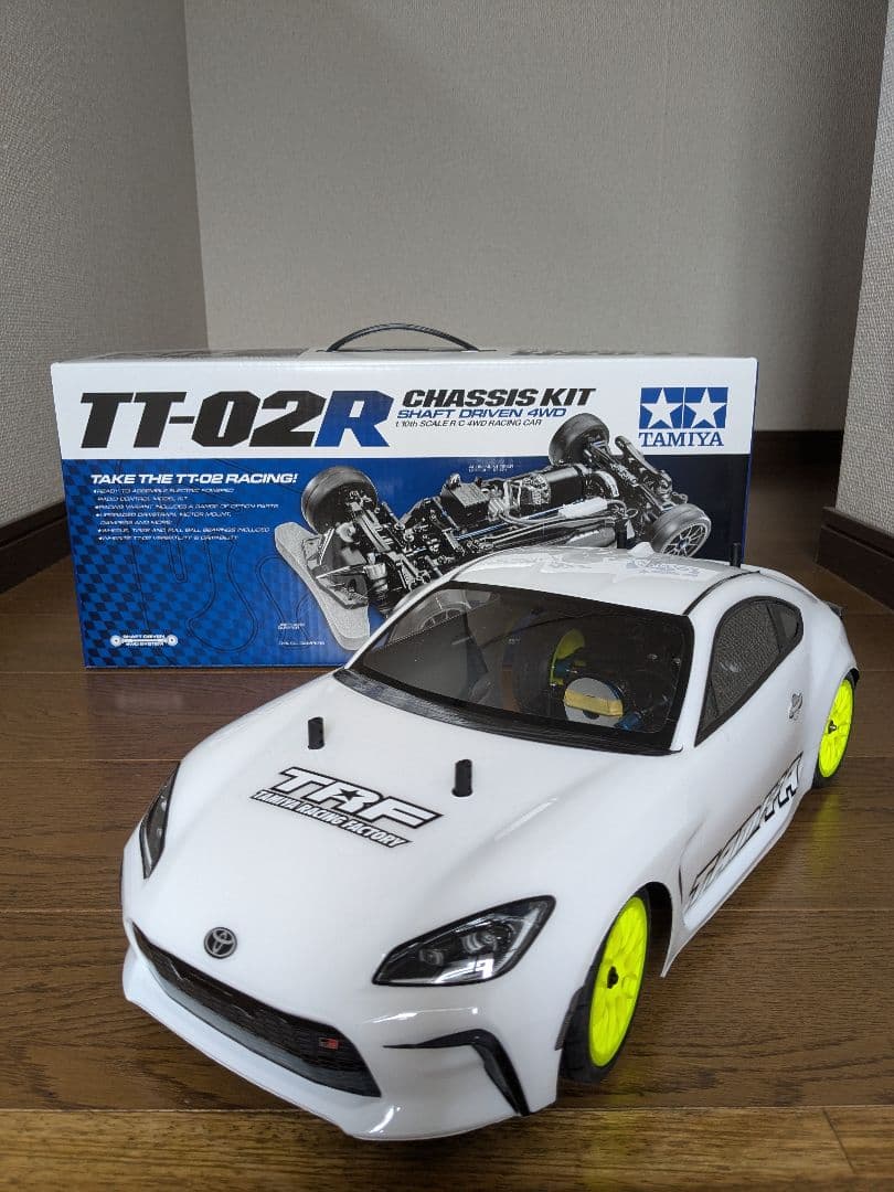 タミヤ　TT−02Rシャーシ　ボディ、オプションパーツ付き　未走行品