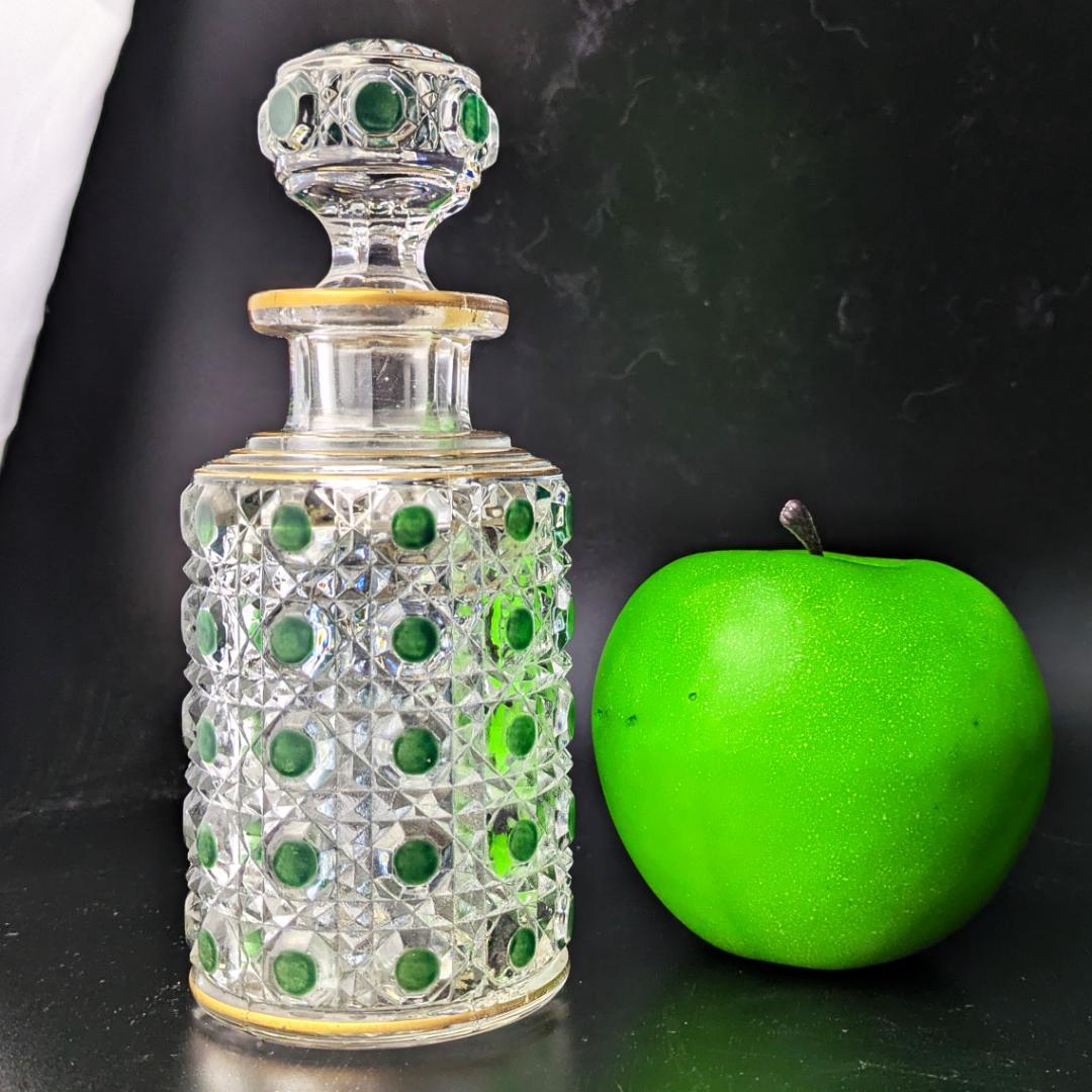 オールドバカラ ディアマン 中型香水瓶 グリーン＆金彩 BACCARAT