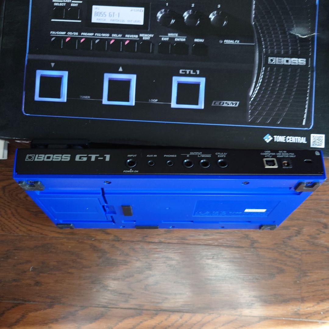 BOSS GT-1 ギターエフェクター　教科書付き