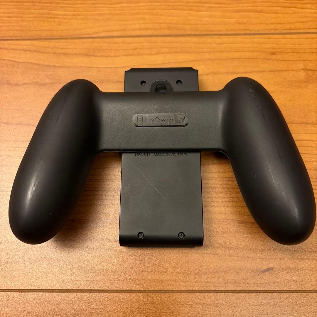 Nintendo Switch 本体＋付属品　値下げ不可