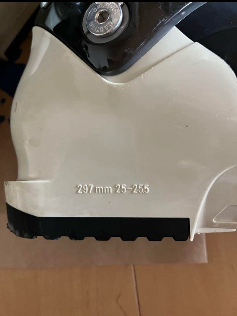 SALOMON FALCON XRファルコン　スキーブーツ靴　25.5