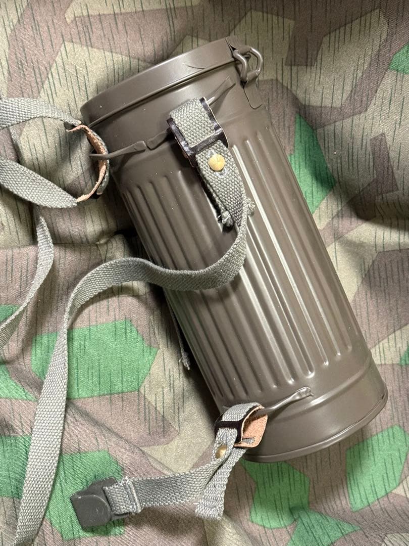WWⅡ ドイツ軍 M38型ガスマスクコンテナセット（レプリカ）サバゲ　コスプレ