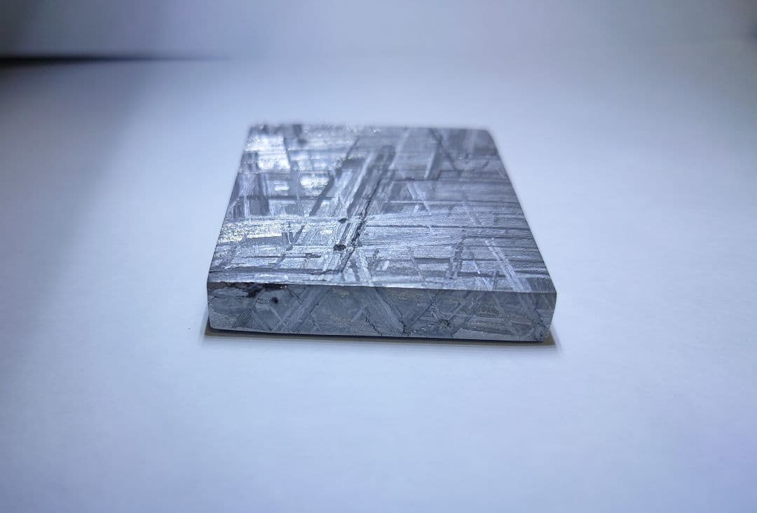 隕石絵画　ムオニオナルスタ隕石 133g鉄隕石【検索ワード ギベオン イミラック