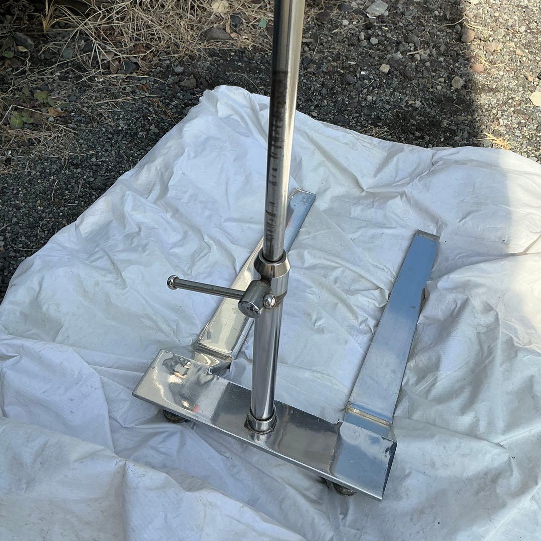 ステンレス製調整可能テーブル　医療　施術　高さ調節式　ワゴン 鍼灸/美容/ネイル