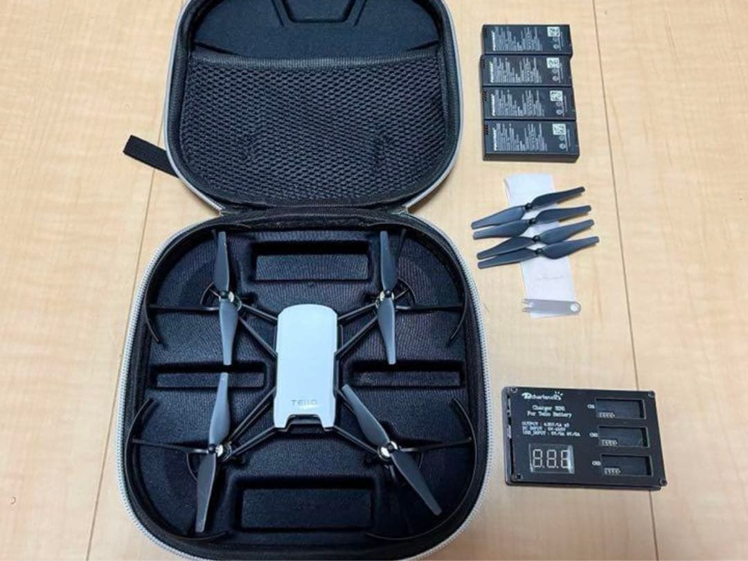 TELLO　ドローンカメラ搭載 バッテリー・充電器・コントローラー　お得セット