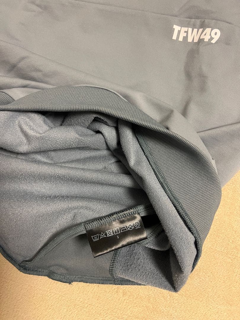 TFW49 ハーフモックネック　トレーナー