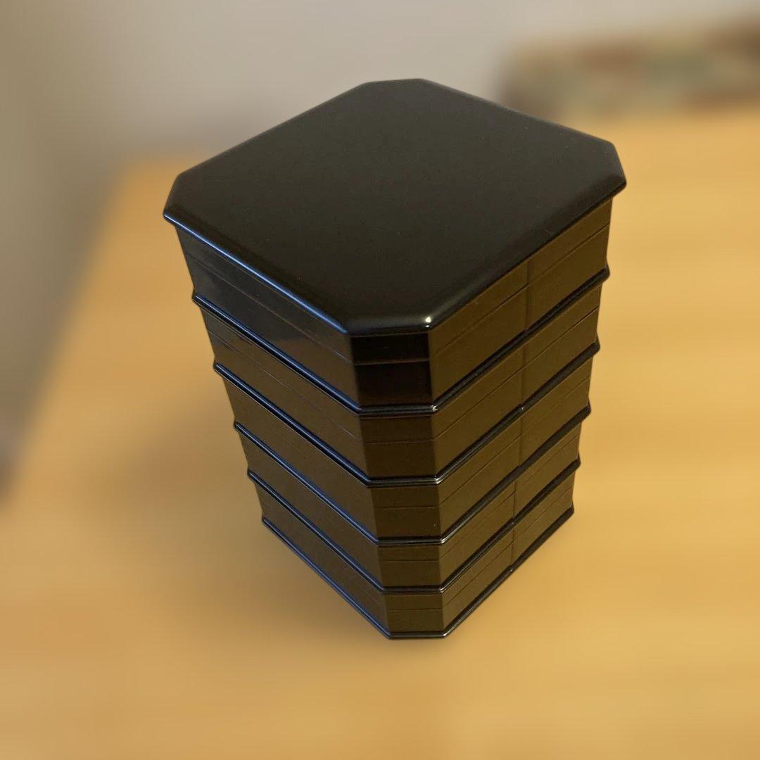 ほぼ未使用 懐石道具 木製黒真塗 5段縁高重 紙箱