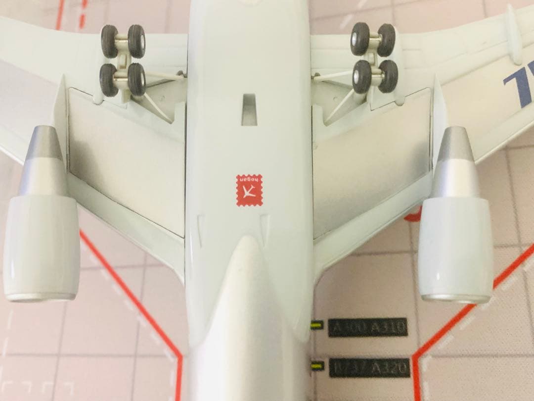 昭和ろくお纏め‼️日航初代２代目鶴丸塗装機２機セット(７６７と７７７)