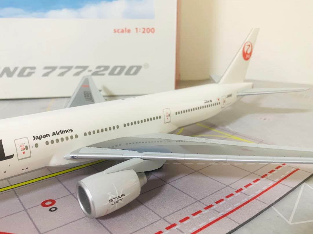 昭和ろくお纏め‼️日航初代２代目鶴丸塗装機２機セット(７６７と７７７)