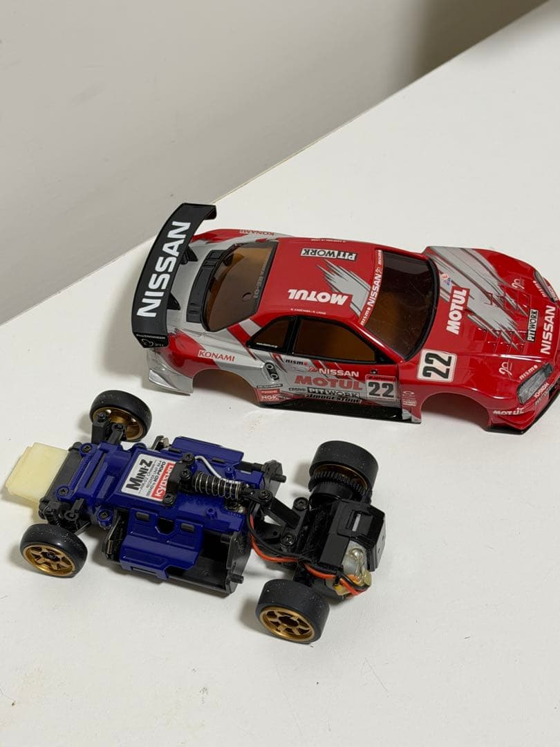 京商　ラジコンバッグ　充電器　ミニッツホンダタカタ／レーサー／MOTUL GTR