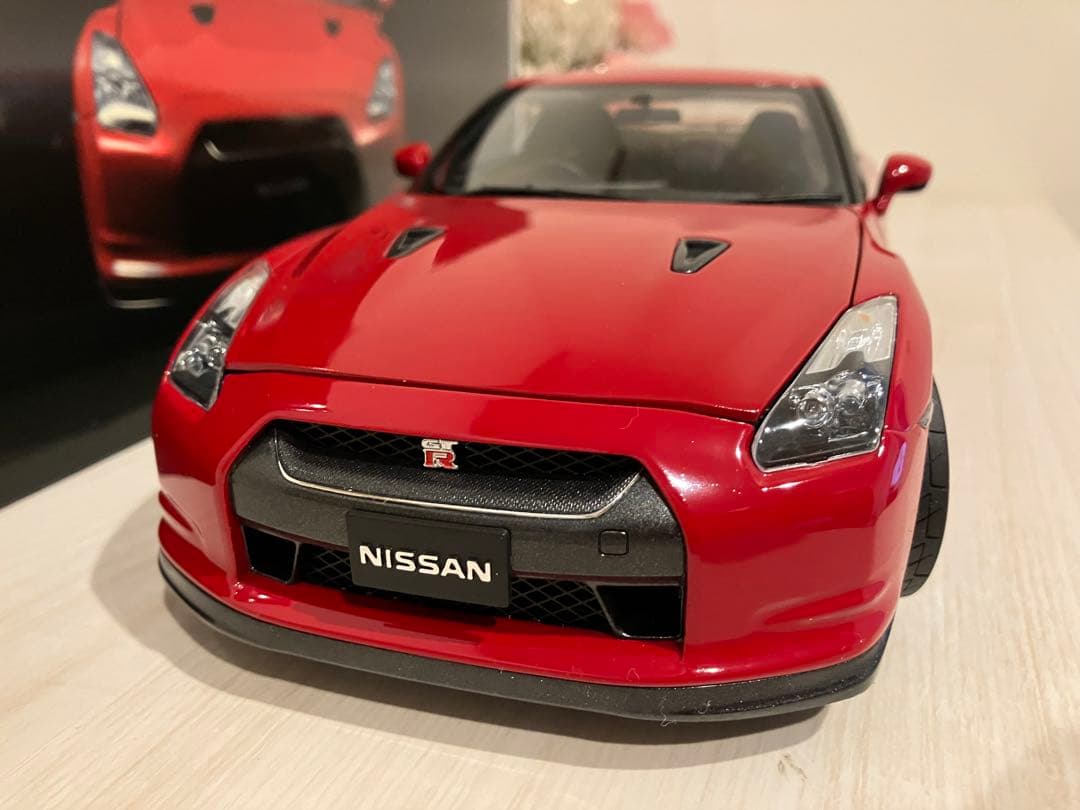 1/18 京商 日産 スカイラインGTR R35 Premium