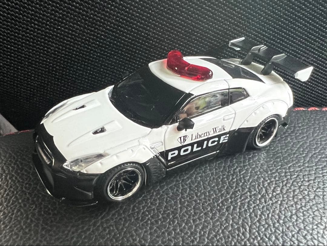 吉住 麹MINI GT LB★WORKS Nissan GT-R R35