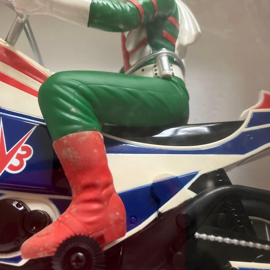 BANDAI 仮面ライダーV3 ハリケーン 27MHz R/C