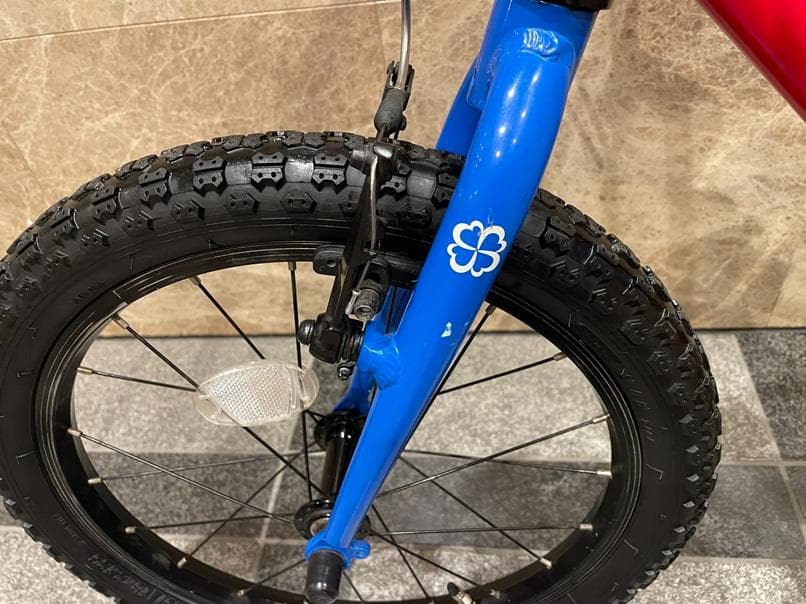 ヨツバサイクル-18インチ-ヒーローレッド-junior-手渡しのみ