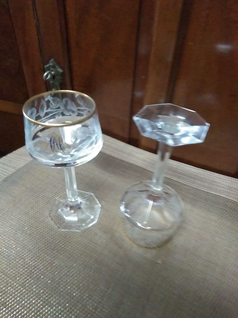 アンティークのモーザー　グラス2客