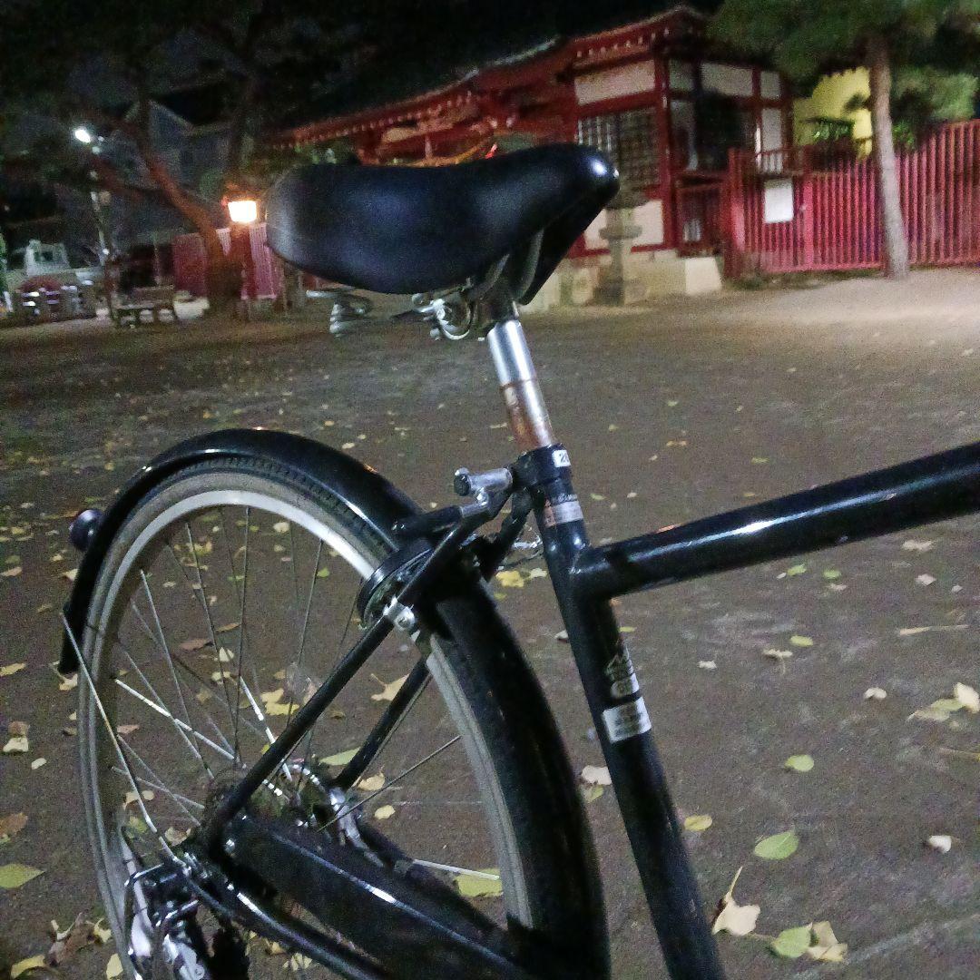 黒のクロスバイク