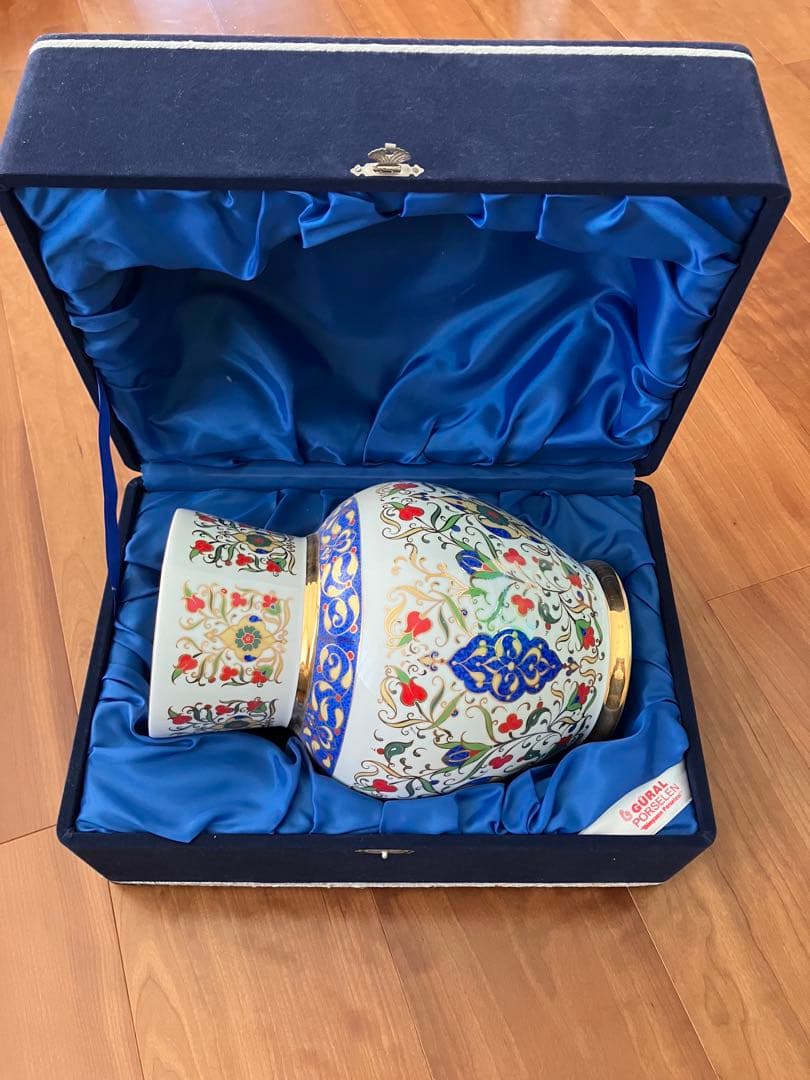 【未使用品】トルコ製 高級ハンドメイド花瓶 GÜRAL PORSELEN