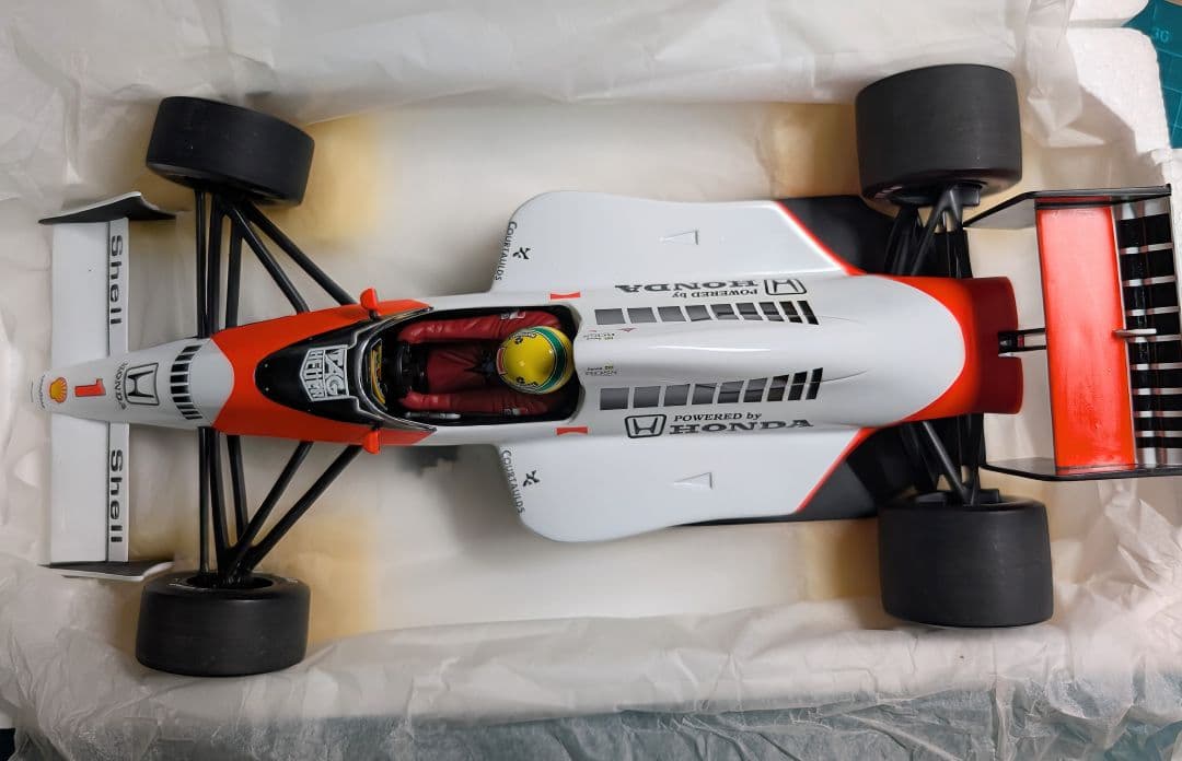 ミニチャンプス 1/18スケール マクラーレン・ホンダ アイルトン・セナ