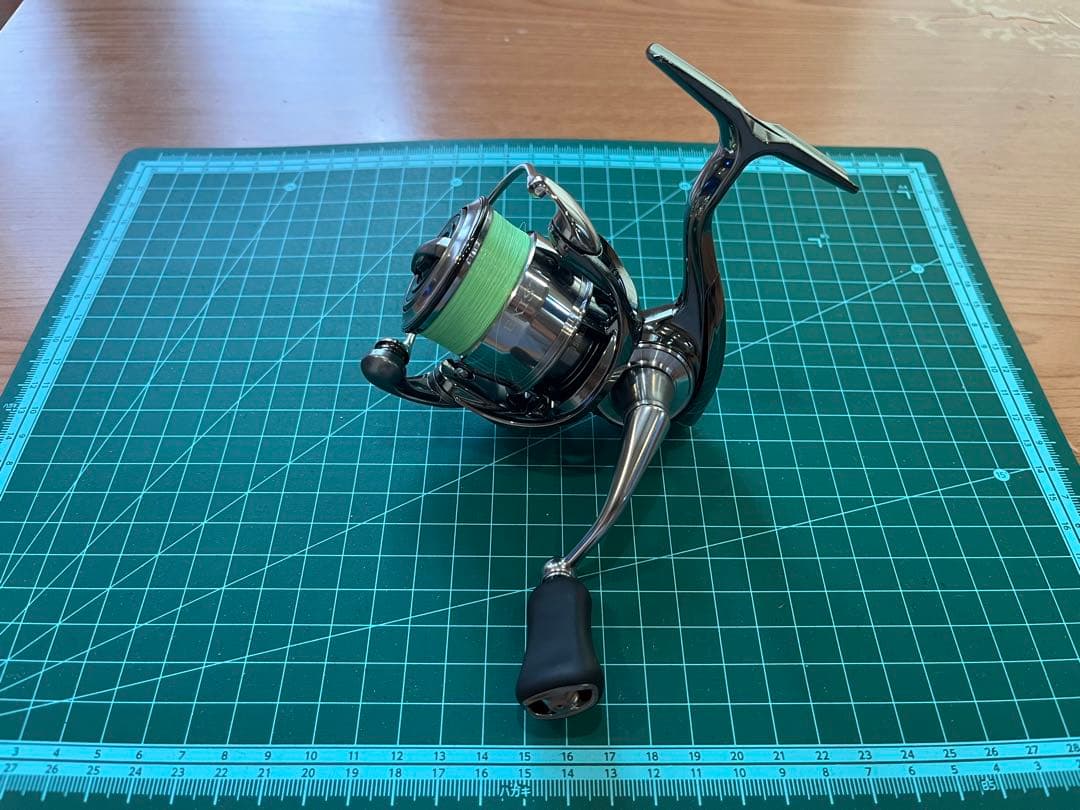 シカクカワ　ダイワ　22EXIST SF2000SS-P